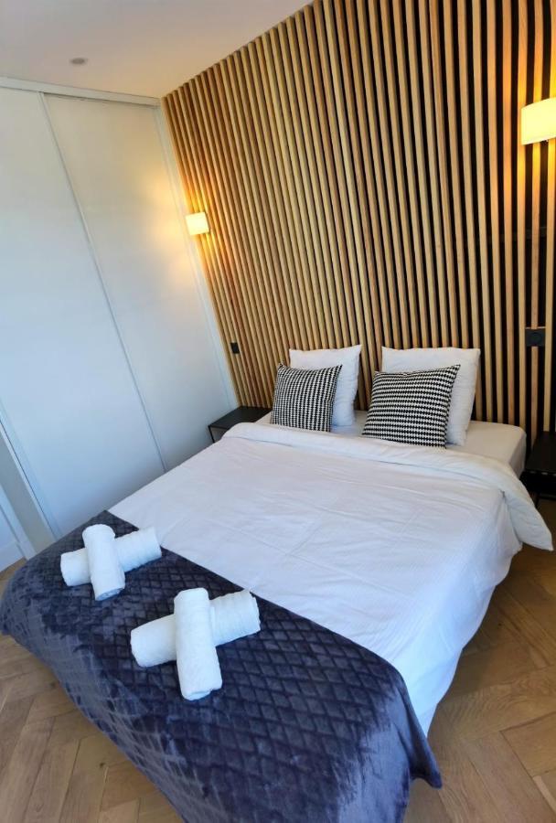 Piscine Et Jacuzzi Loft Ravissant Dans Une Maison Basque Anglet Exterior foto