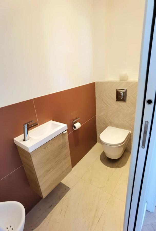 Piscine Et Jacuzzi Loft Ravissant Dans Une Maison Basque Anglet Exterior foto
